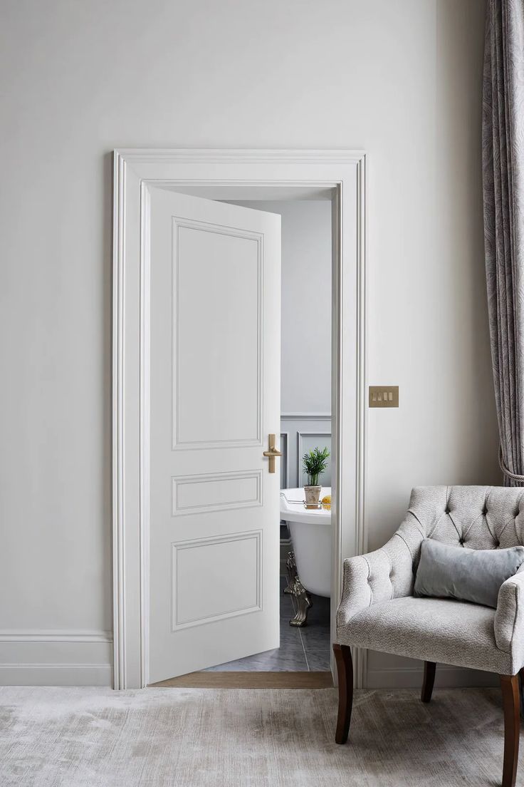 Why You Should Choose Solid Core Doors Instead of Hollow Core Doors