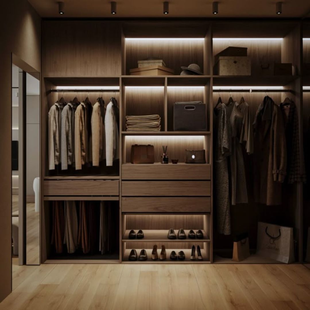 Luxury Walk In Closet -- Casen Series 08