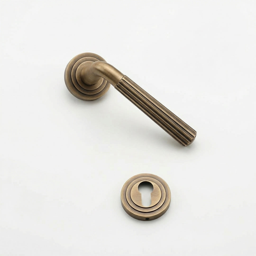 Luxury Brass Finish Internal Door Lock 10 - Casen Doors